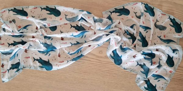 Pañuelo ballenas